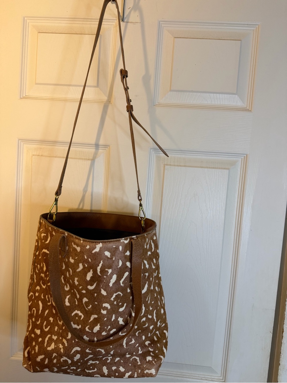 Madewell Brown and White Transport Leopard-Print Calf Hair Tote - Picture 4 of 13